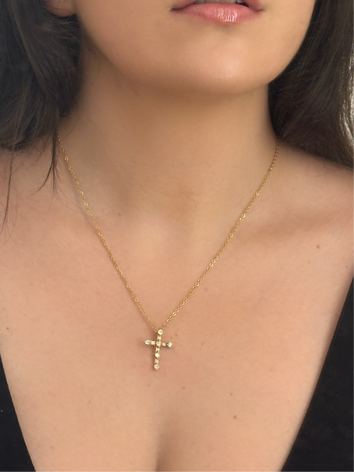 Gold necklace 
